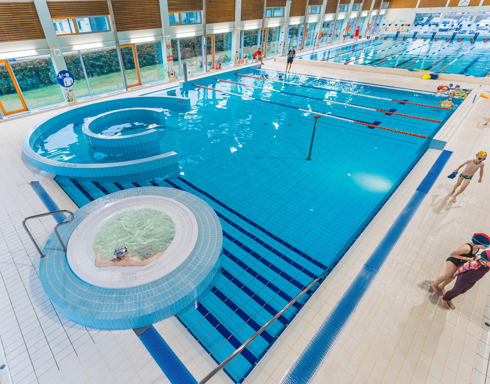 A Pool Pro’s Guide to Succeeding in Phoenix