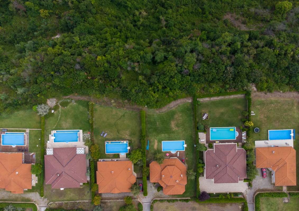 How to Create a Flyers Plan for Your Pool Company