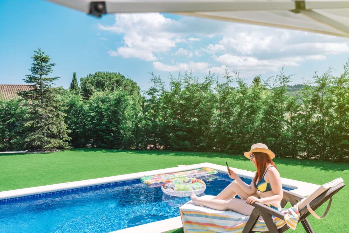 What Pool Pros Need to Know About Use Thank-You Notes