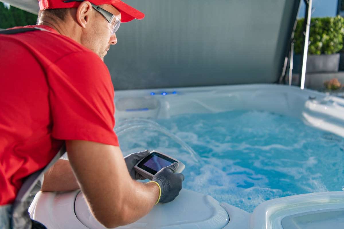 The Benefits of Batch Scheduling for Pool Services