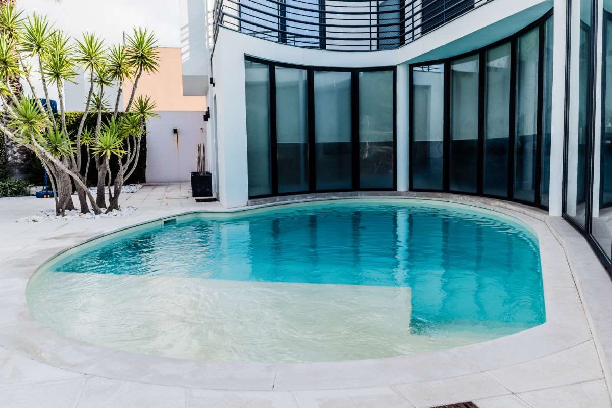 How to Design an Effective Logo for Your Pool Company