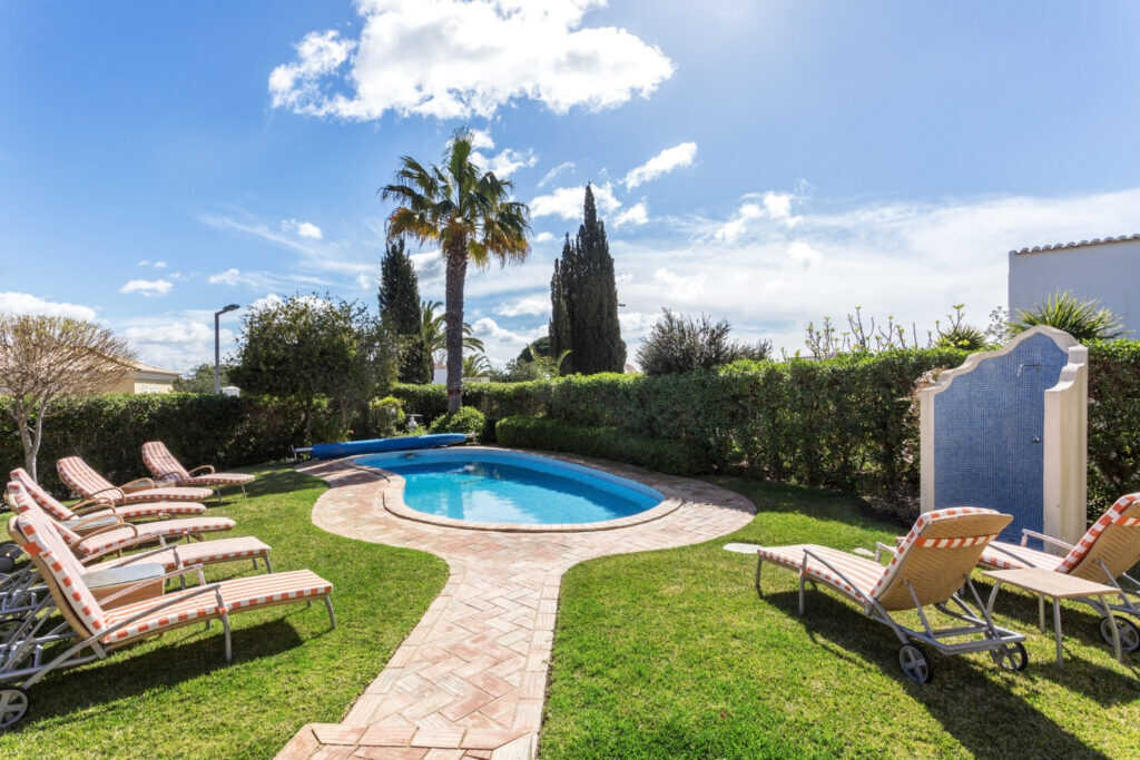 How to Use Word of Mouth to Promote Your Pool Service Business