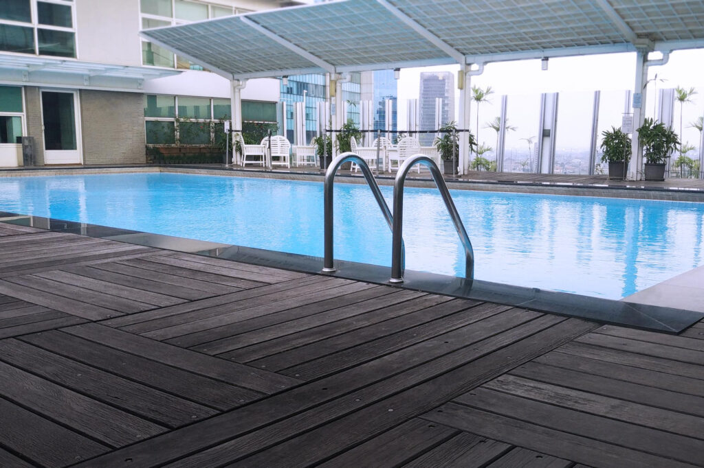 The Power of Long-Term Thinking in Pool Service Management