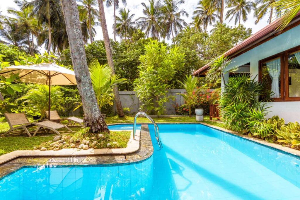 Building a Crisis Response Plan for Pool Companies