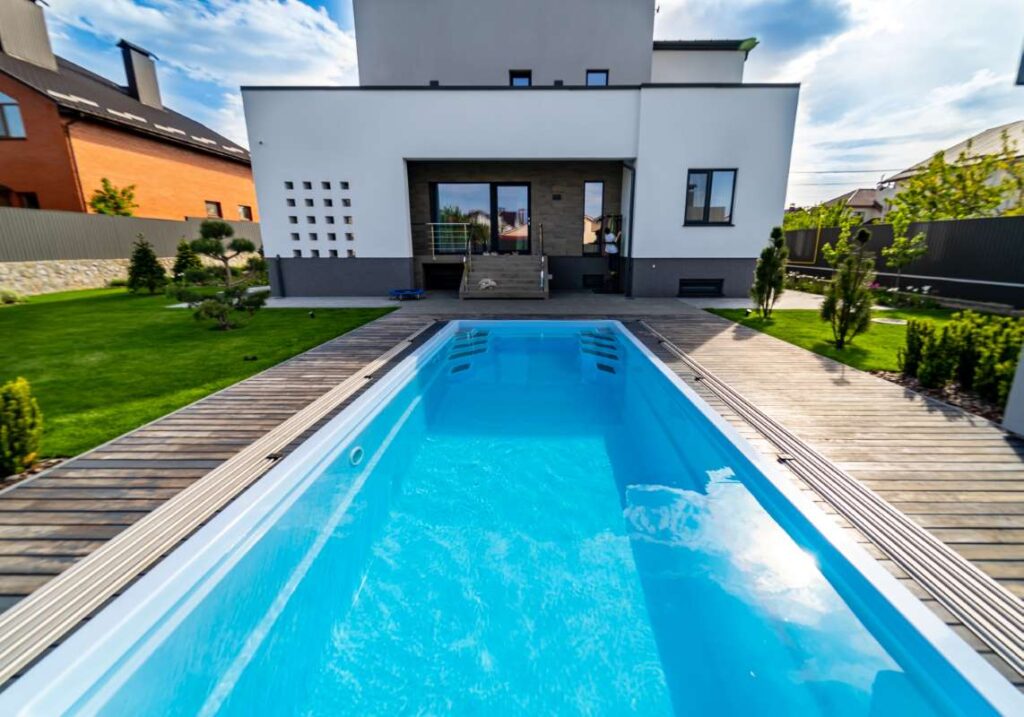 Understanding the Importance of Automate billing in Pool Business Success