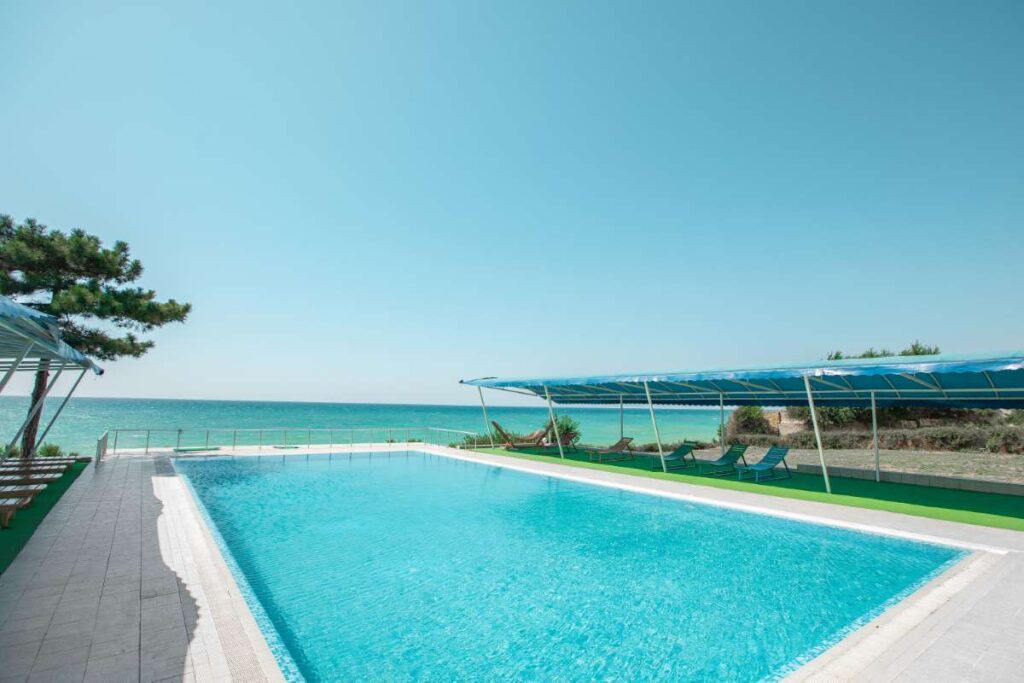 Understanding Insurance Requirements for Pool Businesses